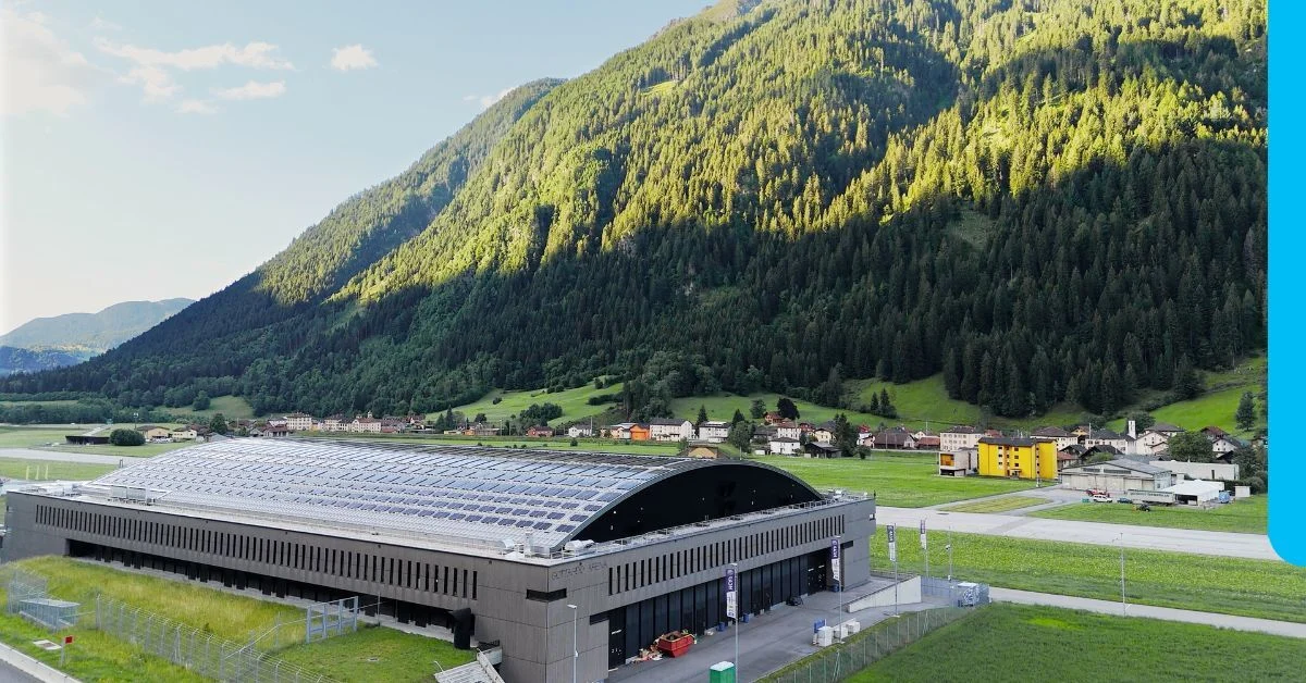 Gottardo Arena in Ambrì vor der Bergkulisse der Leventina – Unterkunft in Ambrì-Piotta
